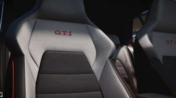 폭스바겐 ‘신형 골프 GTI’ 국내 출시…5175만원