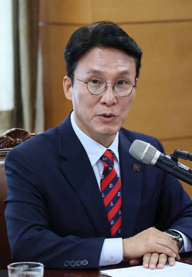국힘, 김민석 총리 후보자 겨냥 "조의금·강연으로 최소 5억 벌었다"