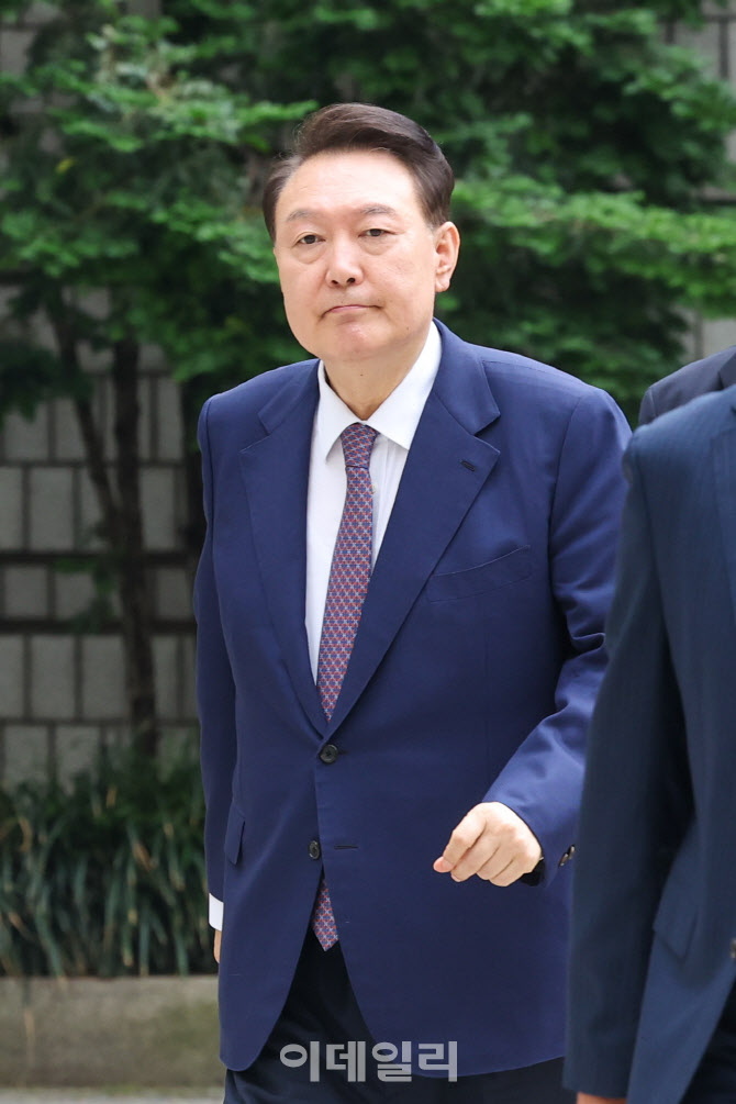 [포토]윤석열 전 대통령, 7차 공판 출석
