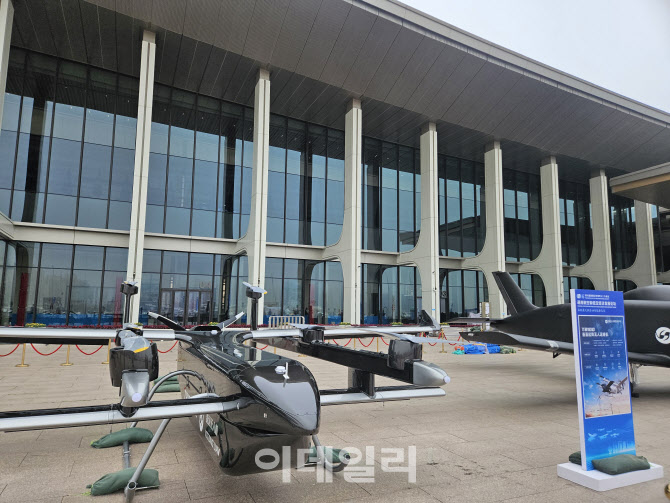 [르포]글로벌기업 맞이한 中 드론·로봇 “기술 발전 힘 합치자”