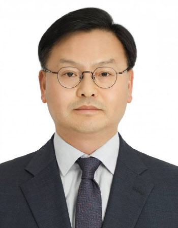 김성범 해양수산부 차관…정책·실무 경험 두루 갖춰