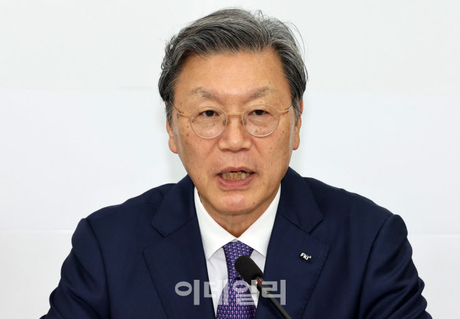 [포토]발언하는 김창범 한국경제인협회 상근부회장