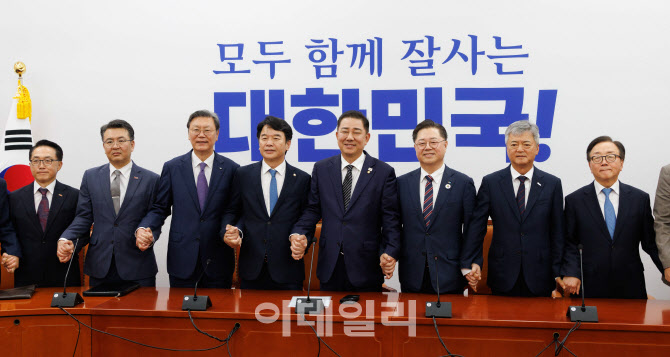 [포토]더불어민주당-경제6단체 상근부회장단 간담회