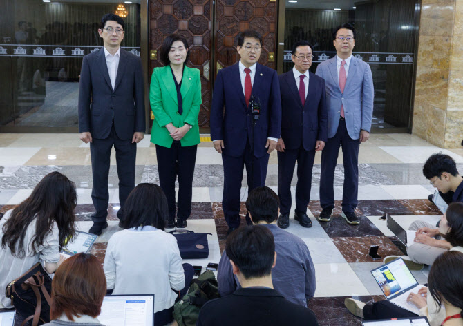 국힘 “김민석, 지금이라도 자료 제출시 인청 재개”