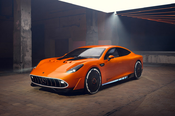 `차원이 다른 퍼포먼스`…초고성능 콘셉트카 `AMG GT XX` 공개