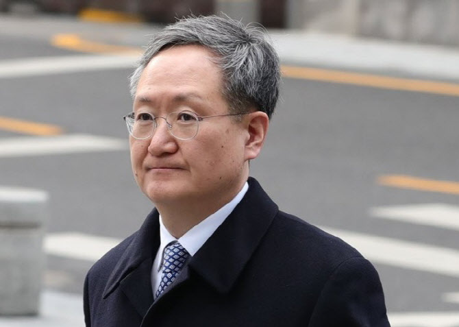 민정수석에 봉욱 전 대검차장 물망…檢 출신 선호 지속