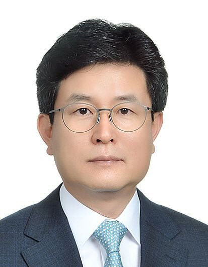 내란특검, '계엄 국무회의 초안 작성' 강의구 前실장 조사