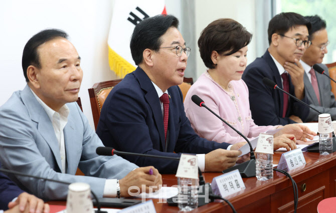 [포토]송언석, '혁신위원장 안철수...변화와 혁신의 청사진 제시할 것'