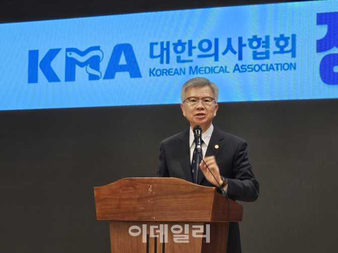 이 대통령 '대화' 메시지에 화답한 의협…"대승적 협력"