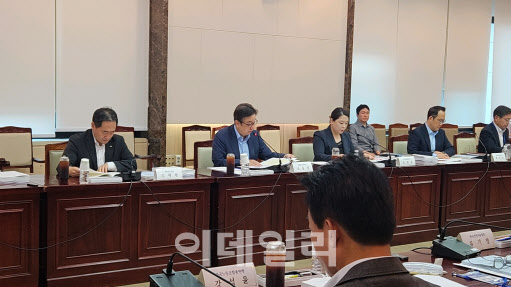 조동철 KDI 원장 "작년 국민연금 CIO·직원들 성과급 총액 결정한다"