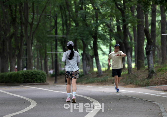 [포토] 운동으로 더위 극복