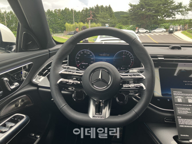 [타봤어요]AMG의 거침없는 고성능에 전기차의 섬세함까지