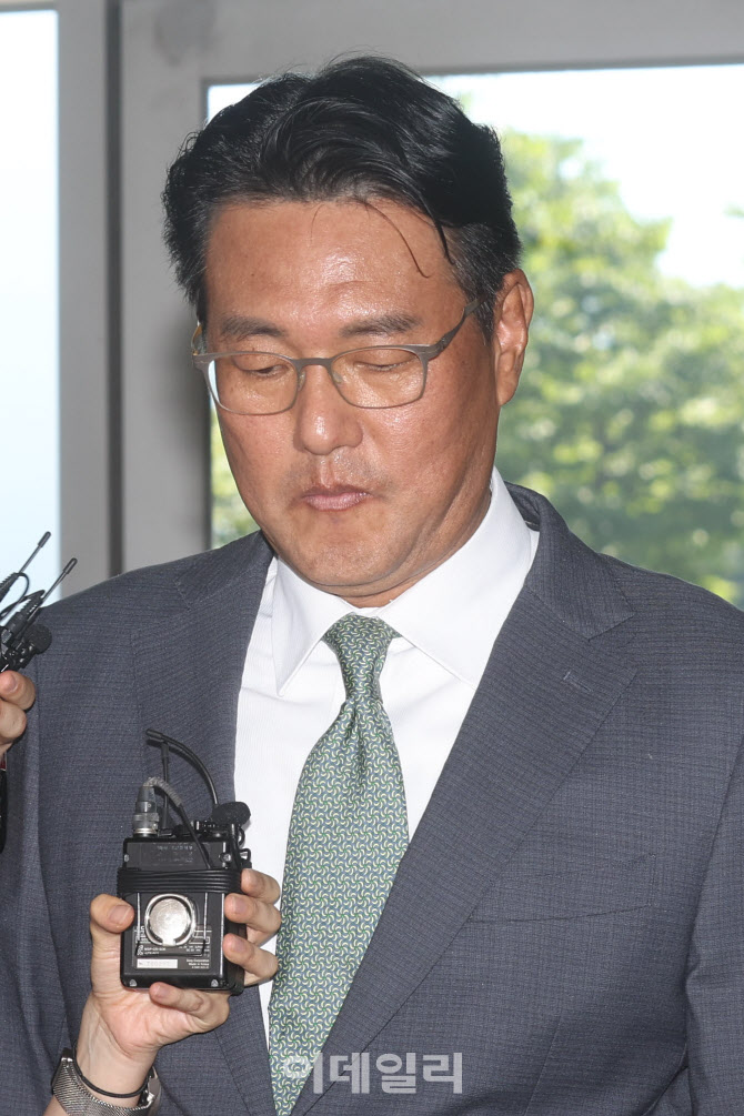 [포토]김태효 전 국가안보실 1차장, 피의자 신분으로 조사