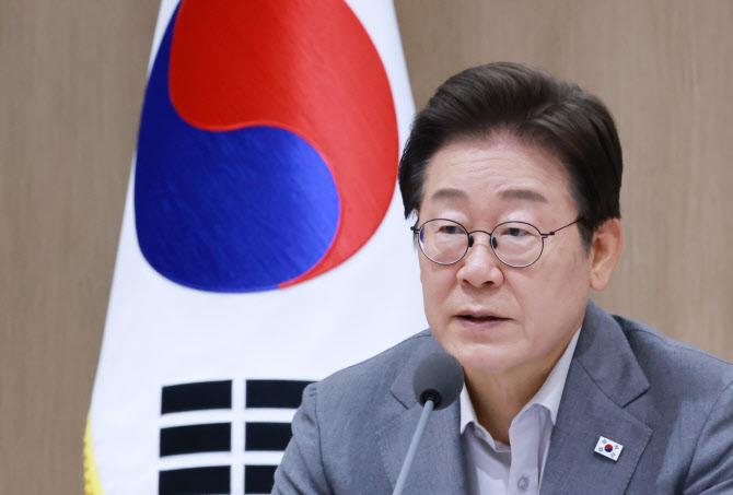 李대통령, 오송참사 2주기 맞아 유족에 위로…“책임자 엄단·제도개선 착수”