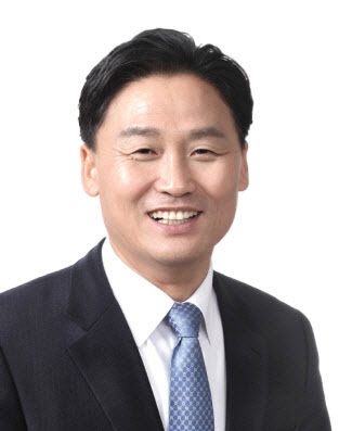 '찐명' 김영진 "강선우, 국민여론 깊게 고민할 필요"