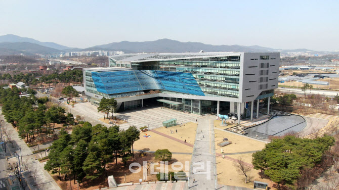 성남시, 판교동과 도촌사거리에 전철역 신설 추진