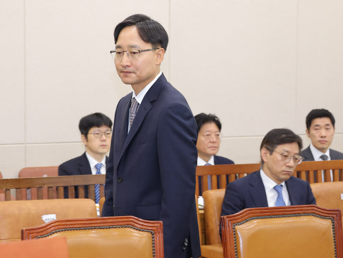野 “비토 놓는 건 아닌데…” 임광현 청문보고서, 채택 연기