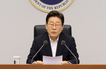 李대통령, 정성호·구윤철·조현·김정관 장관 임명 재가(상보)