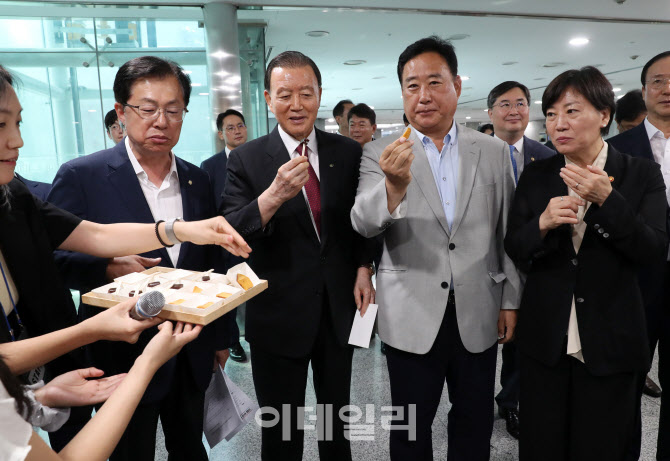 [포토] 명인들의 식품 시식