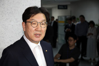 홍준표 “10만 신천지 국힘 입당...교주가 尹 돕는다더라”