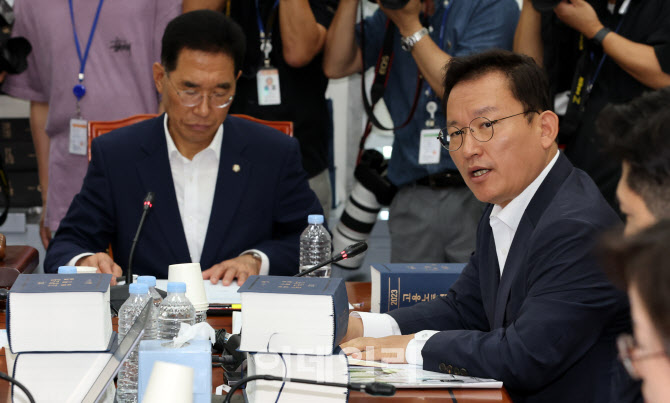 [포토]발언하는 김형동 환경노동위원회 국민의힘 간사