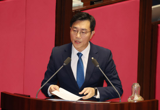 임성근 '구명 로비 의혹' 제보자 명예훼손…경찰, 장경태 의원 불송치