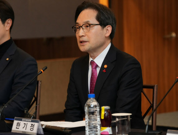 거세지는 美 '온플법' 반발…'공정화법'도 무산되나
