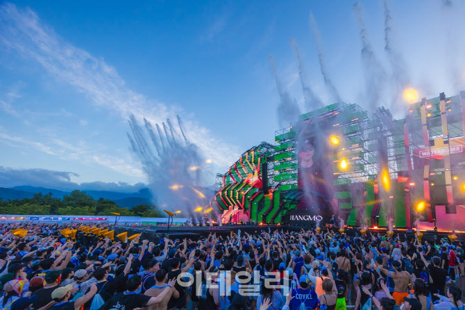 [포토] 한화호텔앤드리조트 '워터밤 속초 2025'