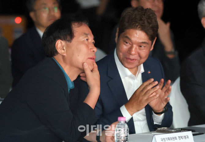 [포토]이야기 나누는 정태호-허민회