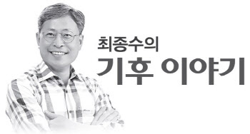 '테토남'도 양산 쓰는 시대[최종수의 기후이야기]