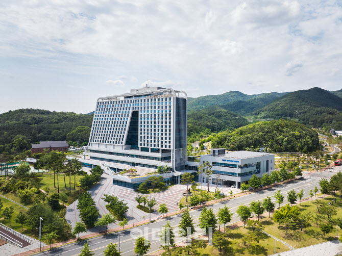 NIA, 하반기 정규직 신입직원 15명 채용