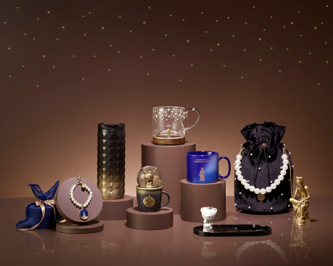 스타벅스, 국립중앙박물관 ‘사유의 방’ 협업 굿즈 출시