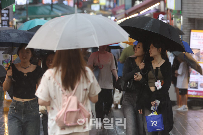 최대 150mm 폭우 내린다…"천둥·번개 동반"