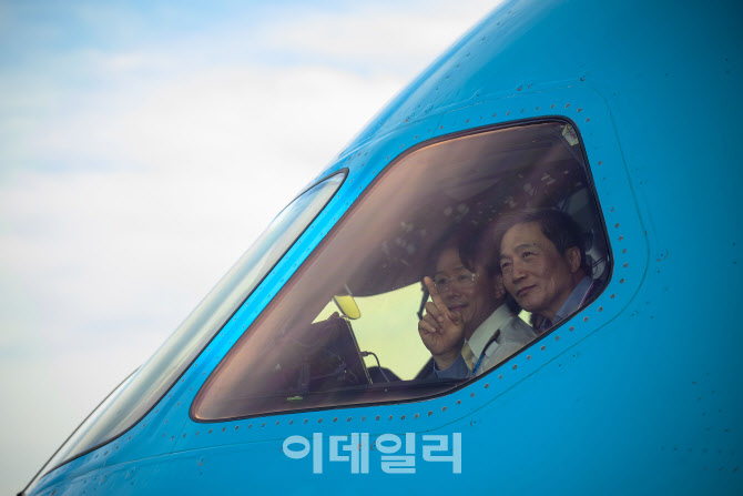 [포토]이학재 사장, 사용성과 안전성 점검