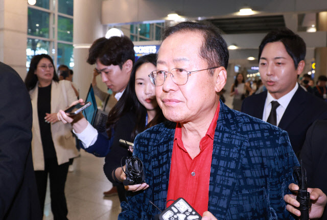 홍준표 "특검은 원래 와꾸 짜고 수사…尹, 꼴사나운 짓"