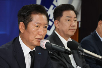 정청래 “李대통령, 내 당선에 좋아해…강선우, 당 국제위원장 유임”