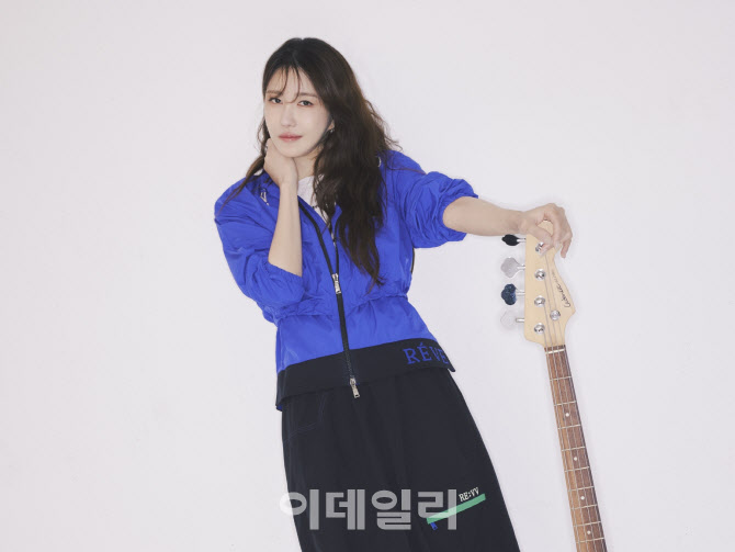 올리비아로렌, 신규 캐주얼 라인 ‘레브’ 론칭
