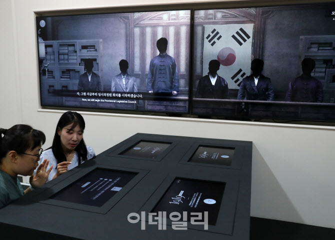 [포토] 광복 80주년 ‘빛을 담은 항일유산’ 특별전