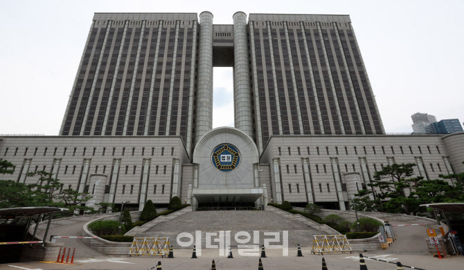 [포토]김건희 구속 전 피의자 심문 D-1, 출입보안 강화된 중앙지법