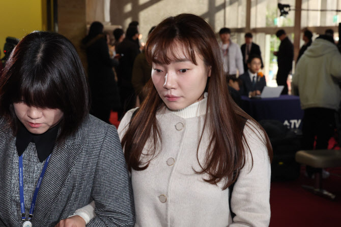 [속보]김예지 의원, 내란특검 출석…“아는대로 소상히 말씀드릴 것”