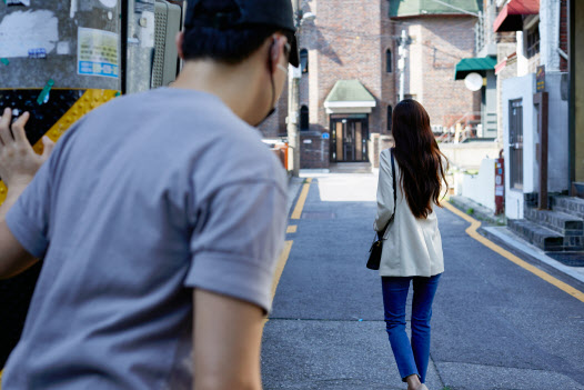“스토킹 연인에 흉기 찔렸는데”…검찰은 왜 기각했나