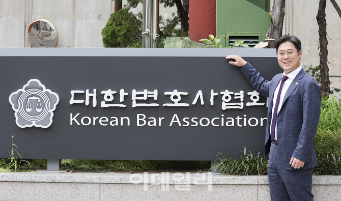 “트라우마 생겨”…정신적으로 힘든 ‘이 직업’ 돕는다