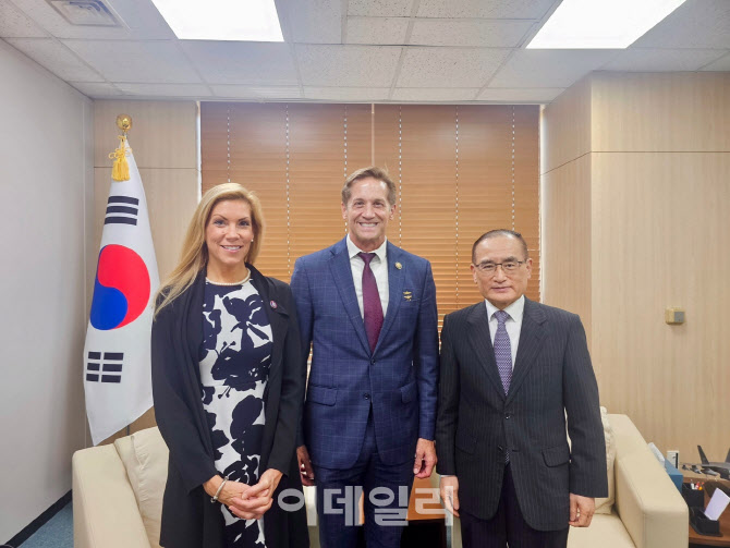 위성락 안보실장, 美 의원 만나 대미투자 방안 논의