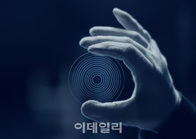 에실로 ‘스텔리스트 렌즈’…근시 진행 3년 늦추고 초고도 근시 억제