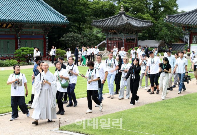 [포토] 진관사 방문한 독립유공자 후손