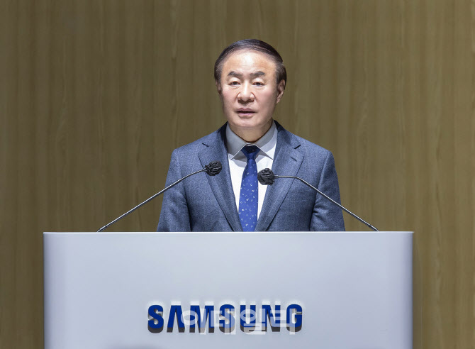 삼성전자 전영현 상반기 보수 11.9억…직원 평균 6000만원