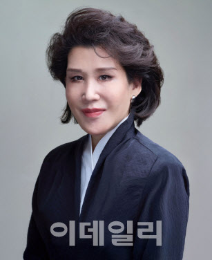 정유경 신세계 회장, 상반기 보수 20억…전년비 18%↑
