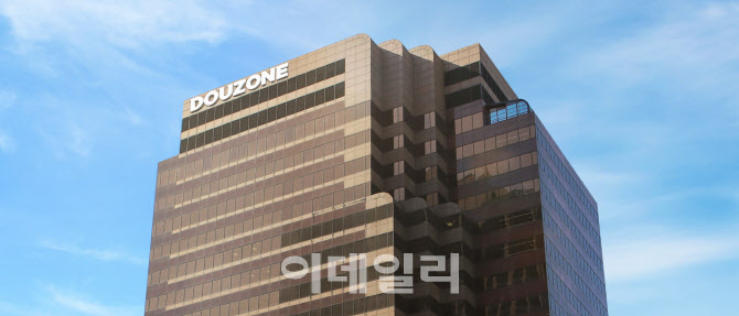 [마켓인]글로벌 PEF '눈독'에도 더뎌지는 더존비즈온 매각