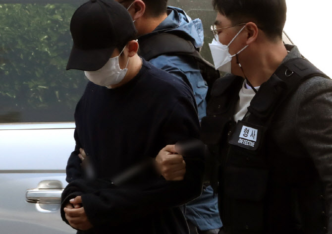 “울고 보채서 화났다”…생후 2개월 딸 던져 중태 입힌 아빠 [그해 오늘]