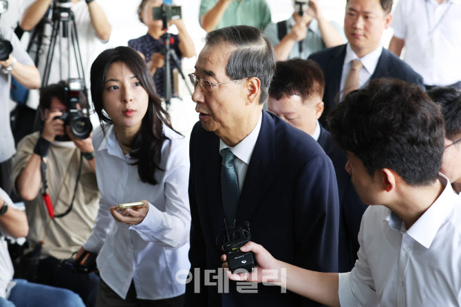 [포토]내란특검 출석하는 한덕수 전 총리